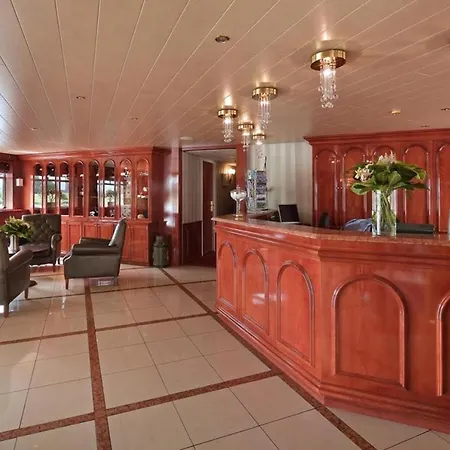 Fairtours Hotelschiff Rembrandt Van Rijn Hotel na wodzie *