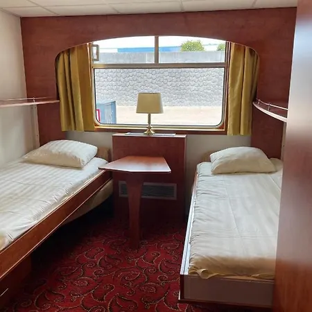 Fairtours Hotelschiff Rembrandt Van Rijn * Düsseldorf