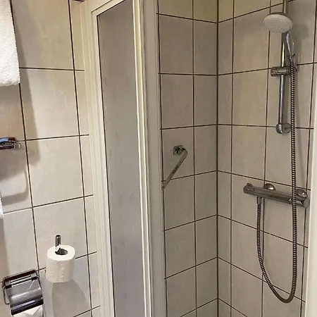 Hotel na wodzie Fairtours Hotelschiff Rembrandt Van Rijn Düsseldorf