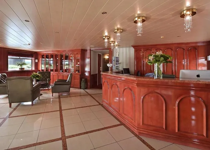 Fairtours Hotelschiff Rembrandt Van Rijn Botel *