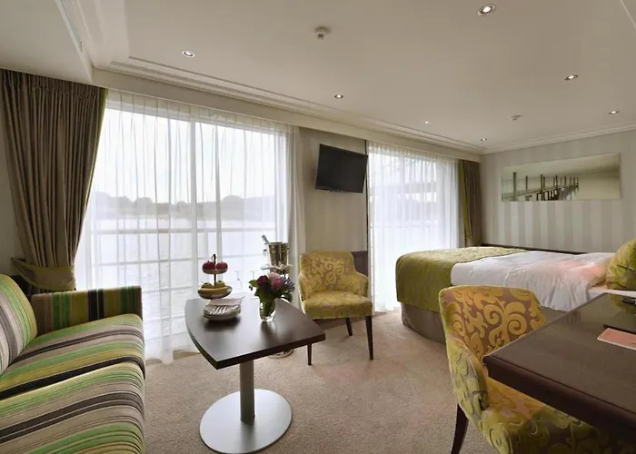 Fairtours Hotelschiff Rembrandt Van Rijn Hotel na wodzie *