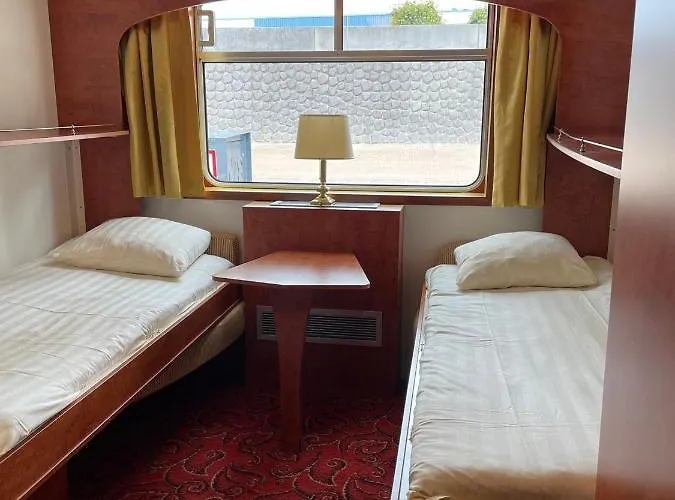 Fairtours Hotelschiff Rembrandt Van Rijn * Düsseldorf