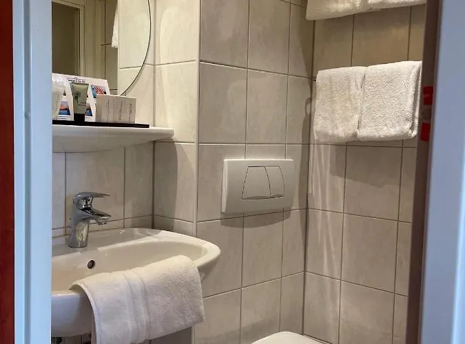 Hotel na wodzie Fairtours Hotelschiff Rembrandt Van Rijn *